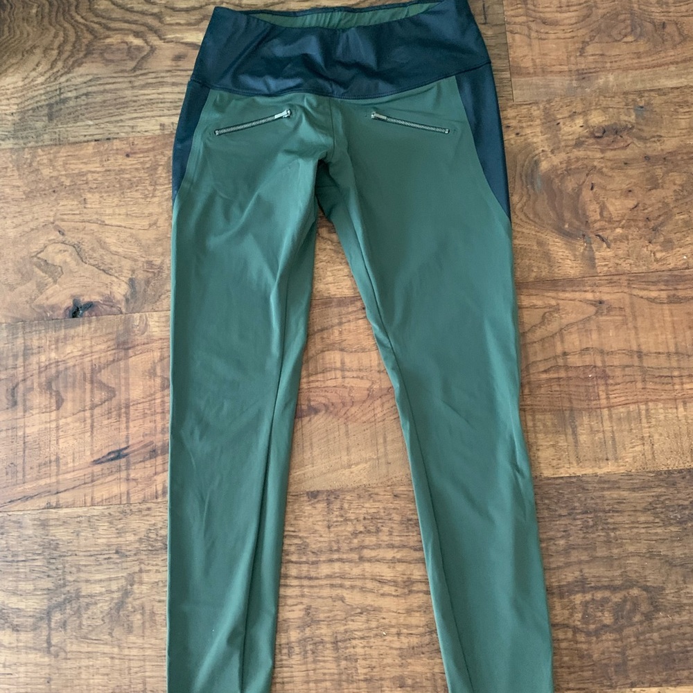 Aday throw & roll leggings olive green small